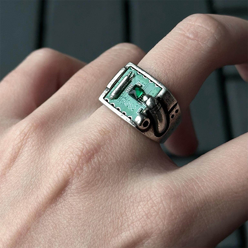 Retro Tech PCB-ring sieradenac - Tech Accessories Industry recensie en prijs